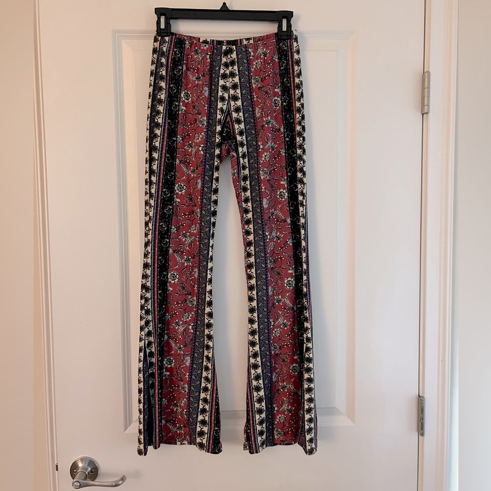 Boho patterned flare stretch pants